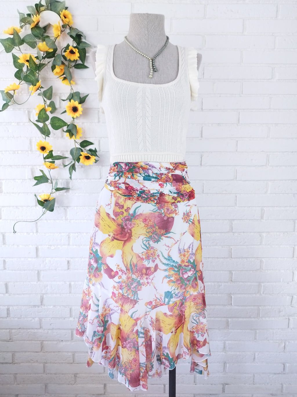 Montesinos Alama Vintage 90s Skirt — Ruched Waist, Asymmetric Hem & Tulle Print