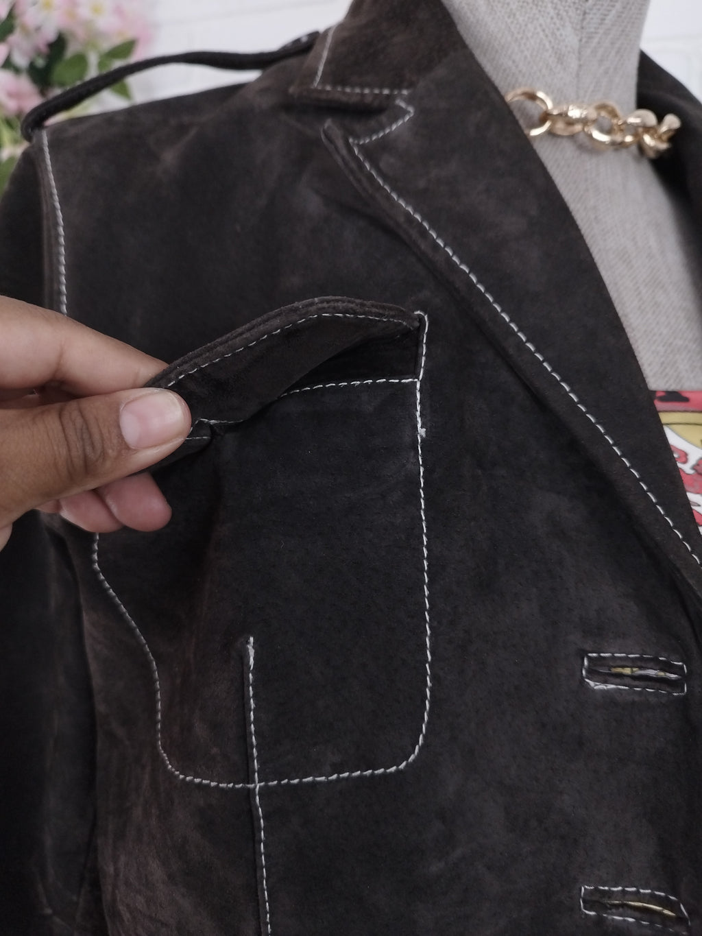 Vintage 90s Suede Blazer — Brown Leather, White Stitching & 4 Pockets