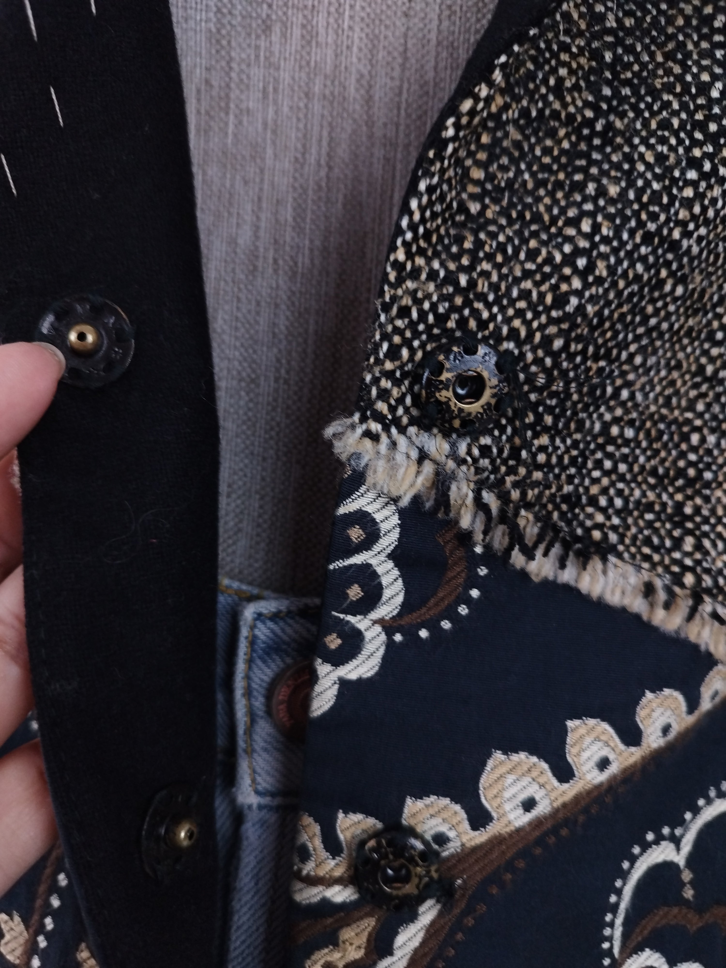 Vintage  Y2K Patchwork Blazer — Mixed Textures, Embroidery & Classic Cut