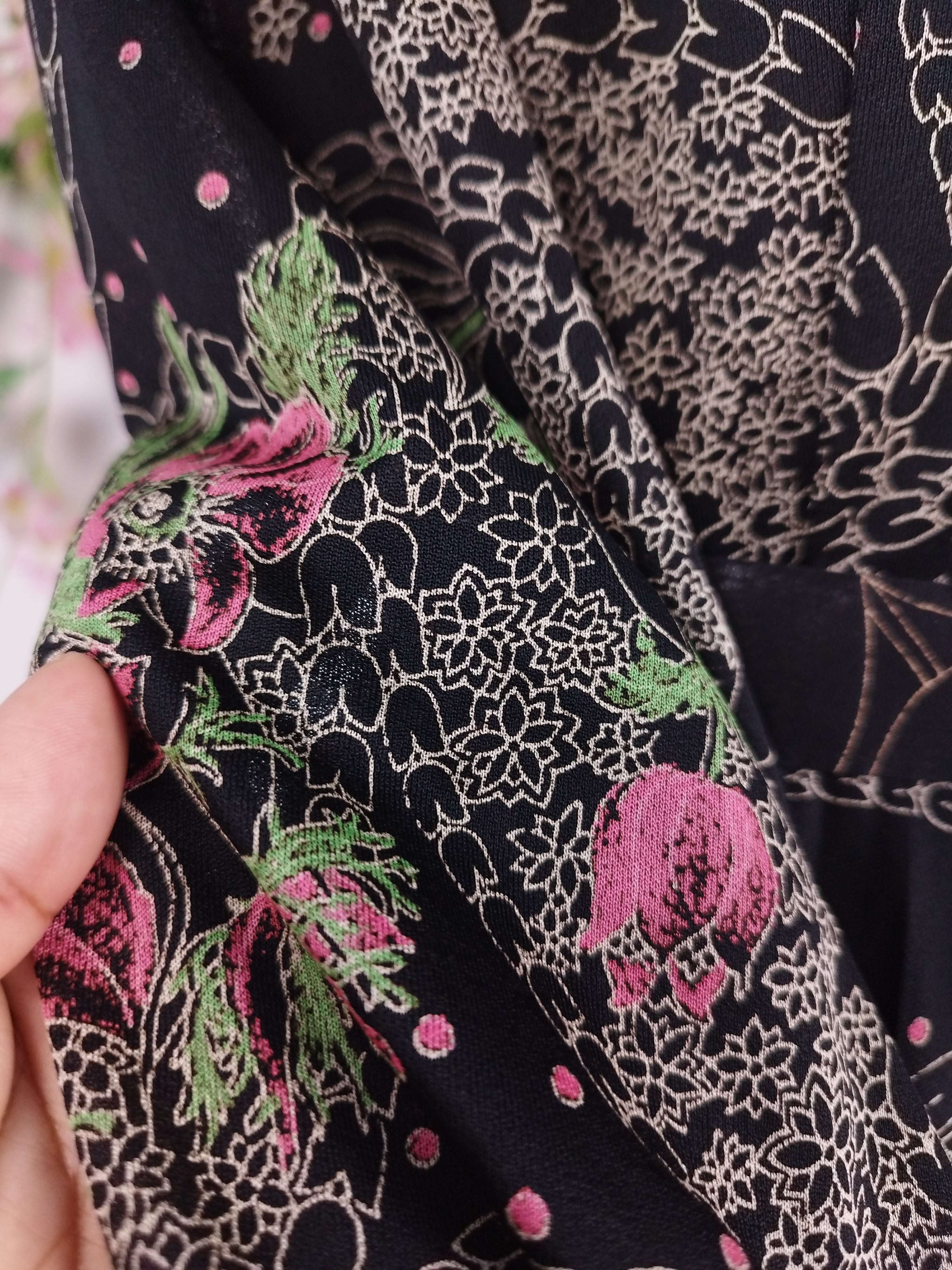 Vintage 80s Dress — Long Sleeves, V-Neck, Neck Tie & Matching Belt