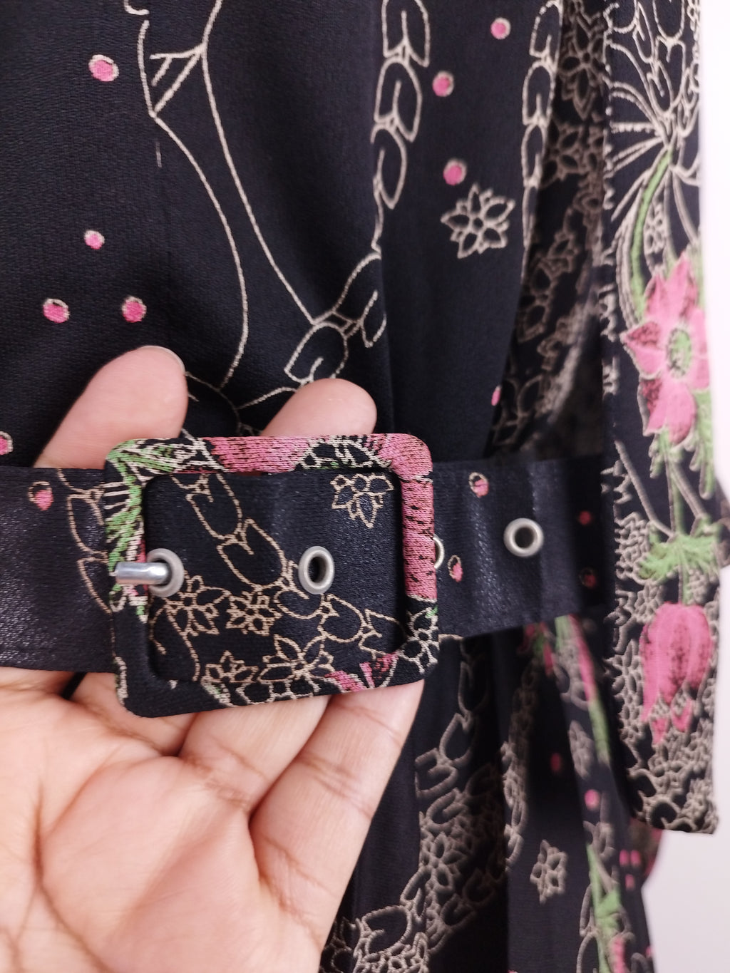 Vintage 80s Dress — Long Sleeves, V-Neck, Neck Tie & Matching Belt