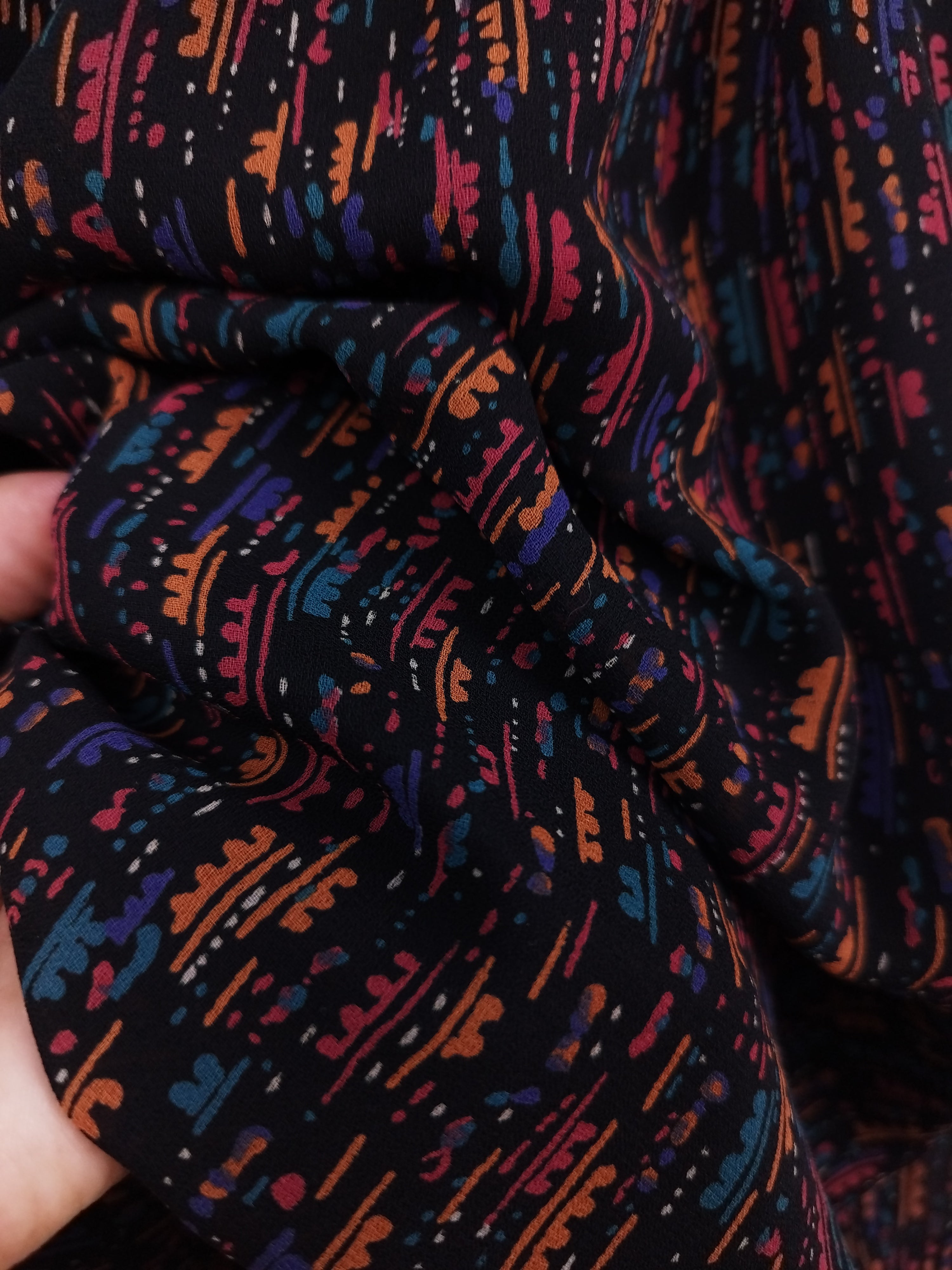 Vintage 80s Shirt Dress — Long Sleeves, Elastic Waist, Fluid Print & Excellent Condition