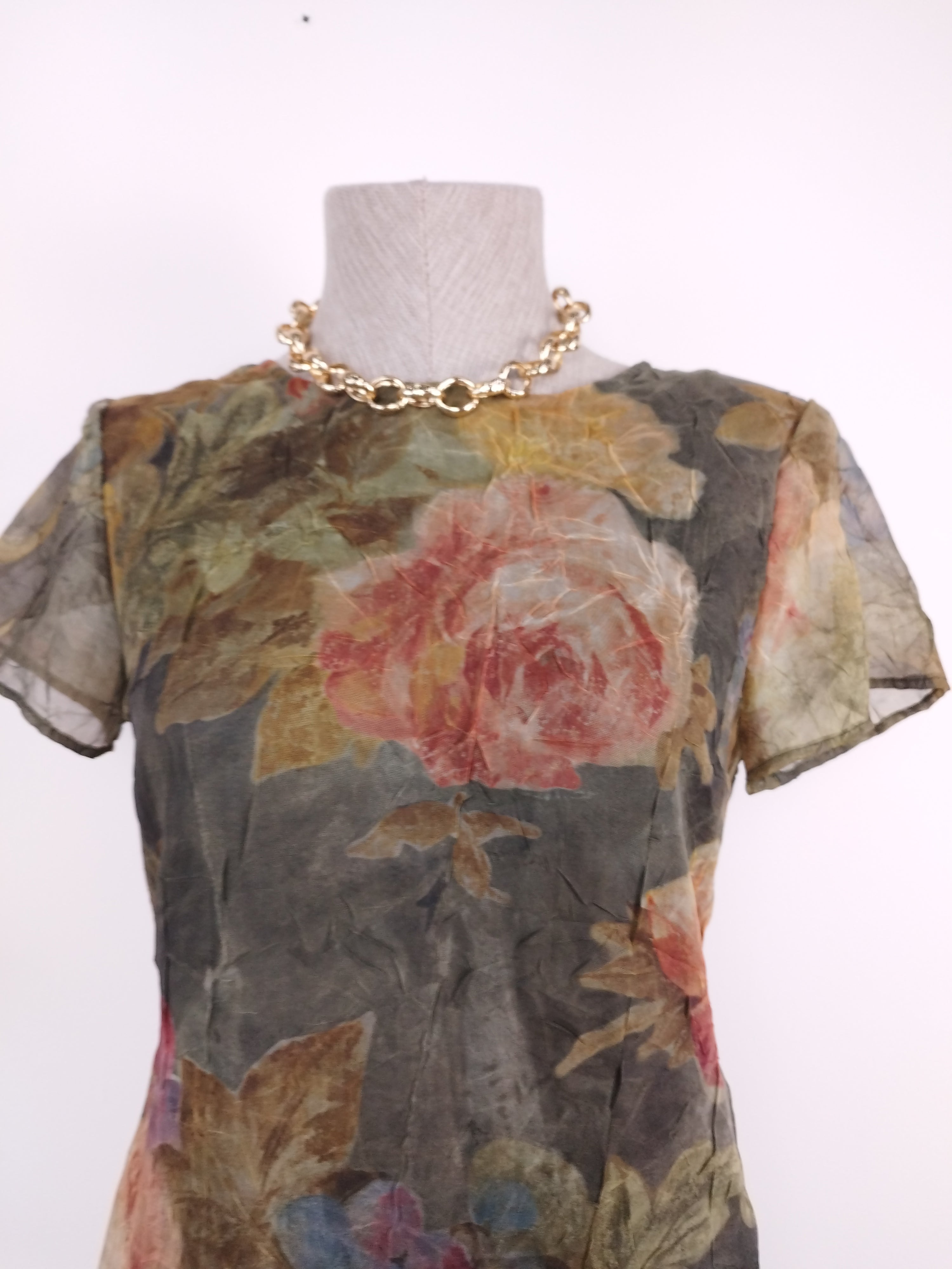 Vintage 80s Chiffon Organza Dress — Short Sleeves, Round Neck, Back Tie & Floral Print