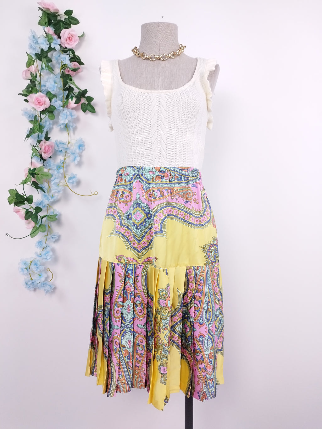 Falda VINTAGE Plisada  Satinada Paisley