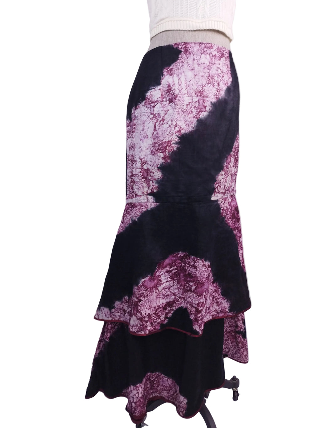 Black magenta tie-dye maxi skirt — Vintage 2000s Y2K fairycore boho
