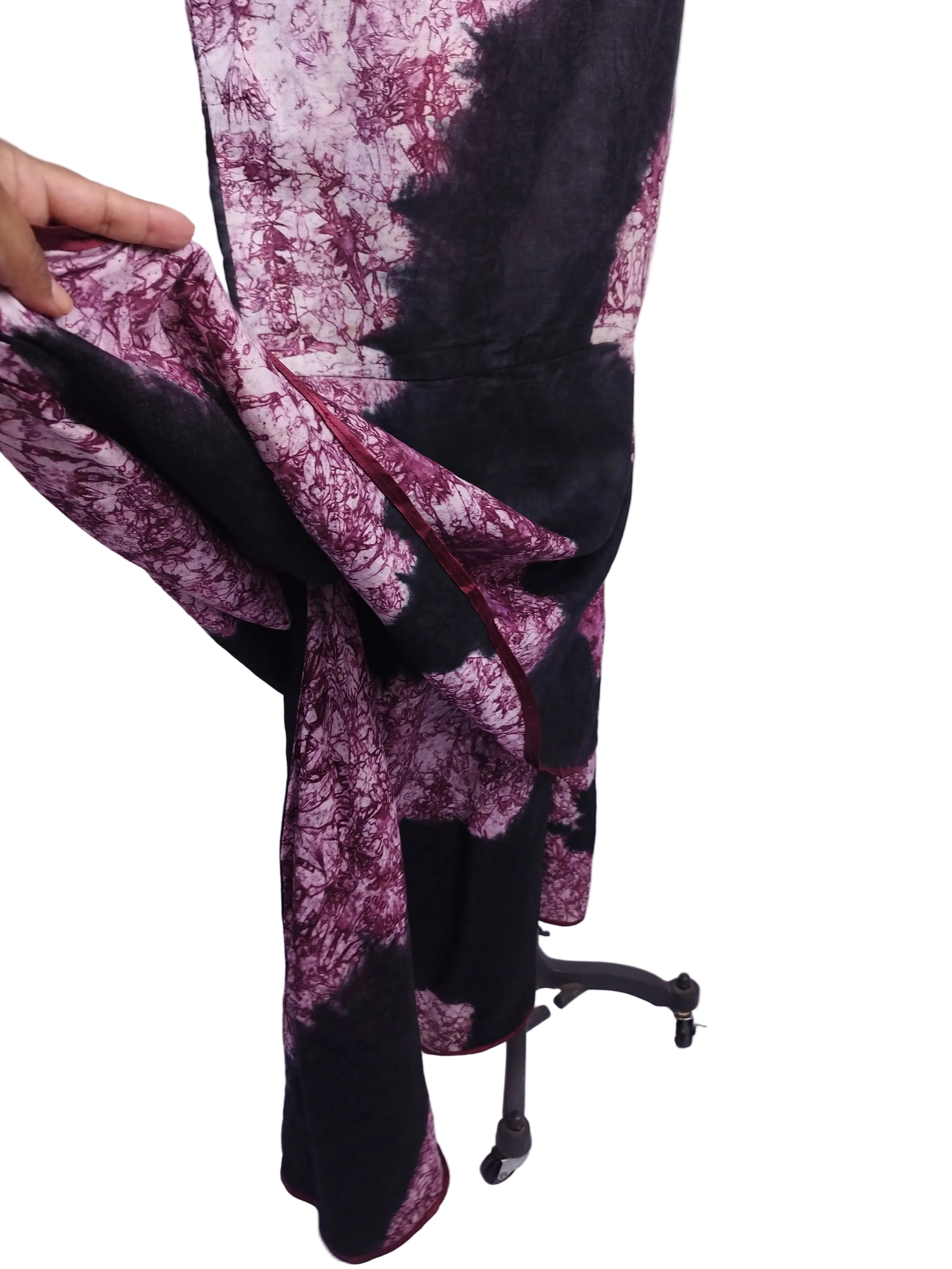 Black magenta tie-dye maxi skirt — Vintage 2000s Y2K fairycore boho